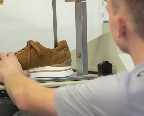 Zurichtung am Schuh, Schuhzurichtung bei Vogel Korbach